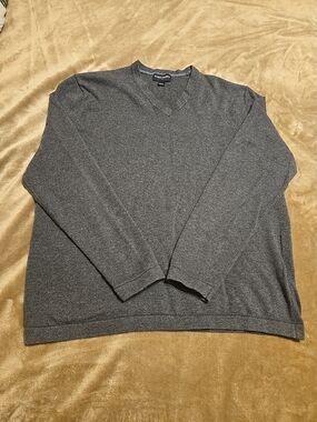 Bannana Republic Men's Charcoal V-Neck Sweater Classic Knit Large